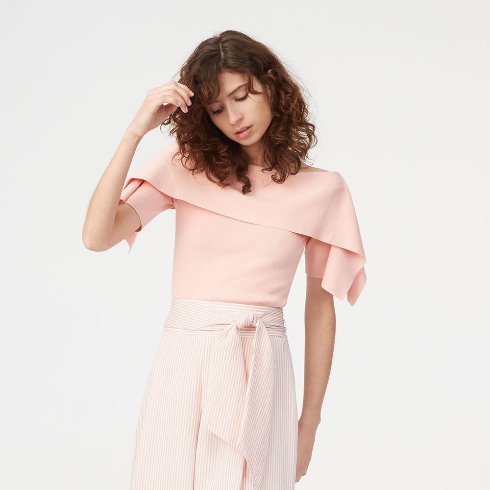 Club Monaco rohnet sweater in pink/rose size S